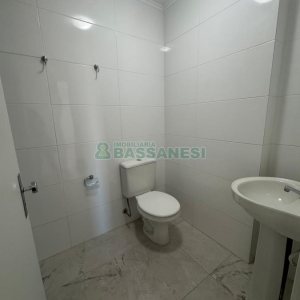 Apartamento com 68m², 2 dormitórios, 1 vaga, no bairro Lourdes em Caxias do Sul para Alugar
