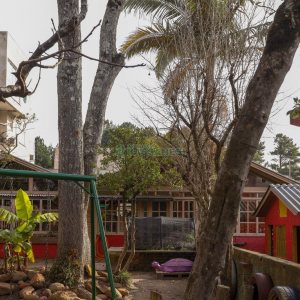 Casa com 400m², 4 dormitórios, 3 vagas, no bairro Santa Lúcia em Caxias do Sul para Comprar