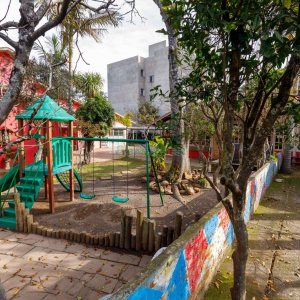 Casa com 400m², 4 dormitórios, 3 vagas, no bairro Santa Lúcia em Caxias do Sul para Comprar