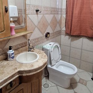 Casa com 400m², 4 dormitórios, 3 vagas, no bairro Santa Lúcia em Caxias do Sul para Comprar