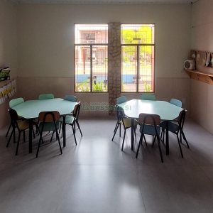 Casa com 400m², 4 dormitórios, 3 vagas, no bairro Santa Lúcia em Caxias do Sul para Comprar
