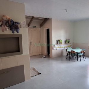 Casa com 400m², 4 dormitórios, 3 vagas, no bairro Santa Lúcia em Caxias do Sul para Comprar