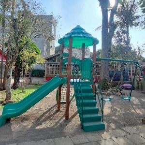 Casa com 400m², 4 dormitórios, 3 vagas, no bairro Santa Lúcia em Caxias do Sul para Comprar