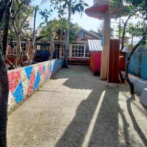 Casa com 400m², 4 dormitórios, 3 vagas, no bairro Santa Lúcia em Caxias do Sul para Comprar