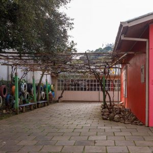 Casa com 400m², 4 dormitórios, 3 vagas, no bairro Santa Lúcia em Caxias do Sul para Comprar