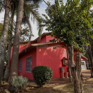 Casa com 400m², 4 dormitórios, 3 vagas, no bairro Santa Lúcia em Caxias do Sul para Comprar
