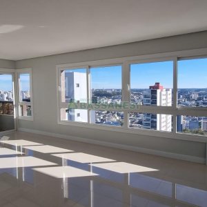 Apartamento com 168m², 3 dormitórios, 3 vagas, no bairro Universitário em Caxias do Sul para Comprar