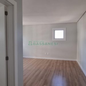 Apartamento com 168m², 3 dormitórios, 3 vagas, no bairro Universitário em Caxias do Sul para Comprar