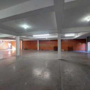 Pavilhão com 280m², no bairro Esplanada em Caxias do Sul para Alugar