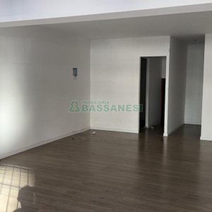 Loja com 48m², no bairro Centro em Caxias do Sul para Alugar