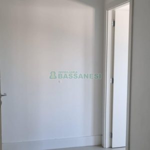 Sala com 37m², 2 vagas, no bairro Pio X em Caxias do Sul para Alugar