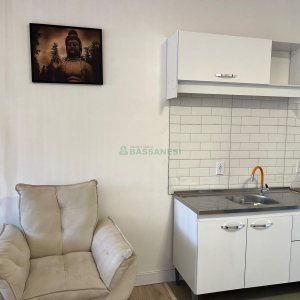 Apto Mobiliado com 37m², 1 dormitório, 1 vaga, no bairro Presidente Vargas em Caxias do Sul para Alugar