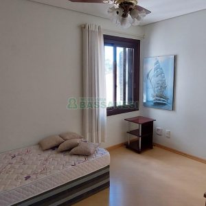 Apto Mobiliado com 80m², 2 dormitórios, 1 vaga, no bairro Medianeira em Caxias do Sul para Alugar