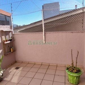 Apto Mobiliado com 80m², 2 dormitórios, 1 vaga, no bairro Medianeira em Caxias do Sul para Alugar