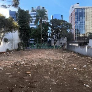 Terreno com 665m², no bairro São Pelegrino em Caxias do Sul para Alugar