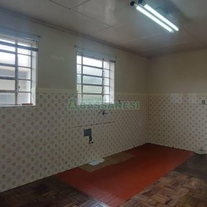Casa com 147m², 5 dormitórios, 1 vaga, no bairro Pio X em Caxias do Sul para Alugar