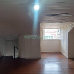 Casa com 147m², 5 dormitórios, 1 vaga, no bairro Pio X em Caxias do Sul para Alugar