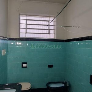 Casa com 147m², 5 dormitórios, 1 vaga, no bairro Pio X em Caxias do Sul para Alugar