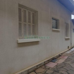 Casa com 147m², 5 dormitórios, 1 vaga, no bairro Pio X em Caxias do Sul para Alugar