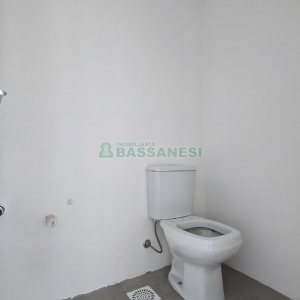 Sobreloja com 285m², 2 vagas, no bairro Exposição em Caxias do Sul para Alugar