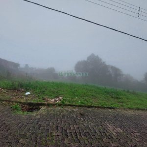 Terreno com 360m², no bairro São Caetano em Caxias do Sul para Comprar