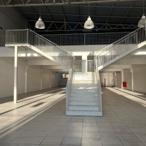 Loja com 1140m², 2 vagas, no bairro São José em Caxias do Sul para Alugar