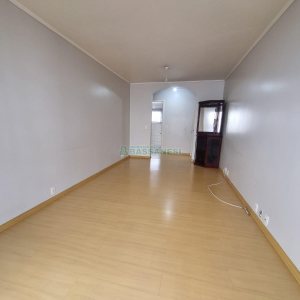 Apartamento com 94m², 2 dormitórios, 1 vaga, no bairro São Pelegrino em Caxias do Sul para Alugar