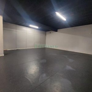 Loja com 260m², no bairro Vinhedos em Caxias do Sul para Alugar