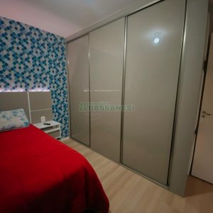 Apartamento com 52m², 2 dormitórios, 3 vagas, no bairro Treviso em Caxias do Sul para Comprar