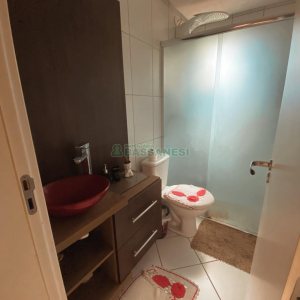 Apartamento com 52m², 2 dormitórios, 3 vagas, no bairro Treviso em Caxias do Sul para Comprar