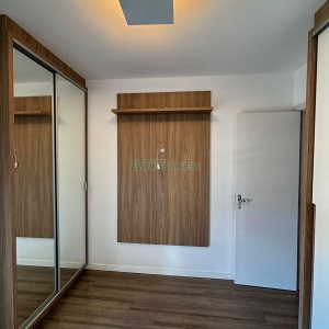 Sobrado Mobiliado com 85m², 2 dormitórios, 2 vagas, no bairro São Luiz em Caxias do Sul para Alugar