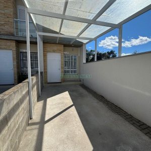 Sobrado Mobiliado com 85m², 2 dormitórios, 2 vagas, no bairro São Luiz em Caxias do Sul para Alugar