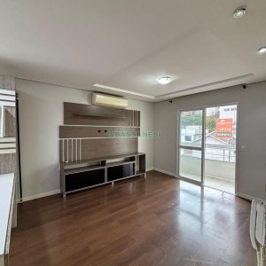 Apto Mobiliado com 75m², 2 dormitórios, 1 vaga, no bairro Desvio Rizzo em Caxias do Sul para Alugar