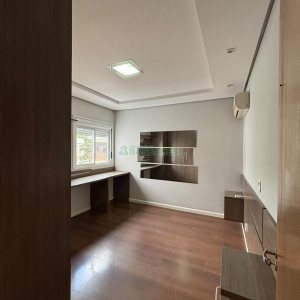 Apto Mobiliado com 75m², 2 dormitórios, 1 vaga, no bairro Desvio Rizzo em Caxias do Sul para Alugar