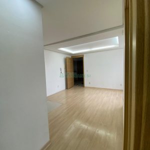 Apartamento com 44m², 2 dormitórios, 1 vaga, no bairro Nossa Senhora das Graças em Caxias do Sul para Comprar