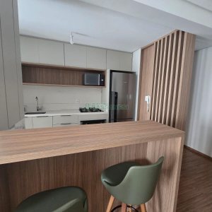 Apto Mobiliado com 112m², 2 dormitórios, 1 vaga, no bairro Lourdes em Caxias do Sul para Alugar