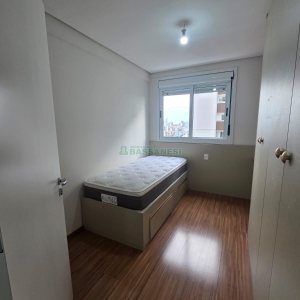 Apto Mobiliado com 112m², 2 dormitórios, 1 vaga, no bairro Lourdes em Caxias do Sul para Alugar