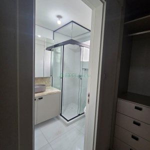 Apto Mobiliado com 112m², 2 dormitórios, 1 vaga, no bairro Lourdes em Caxias do Sul para Alugar