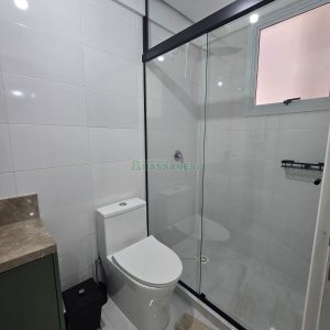 Apto Mobiliado com 112m², 2 dormitórios, 1 vaga, no bairro Lourdes em Caxias do Sul para Alugar