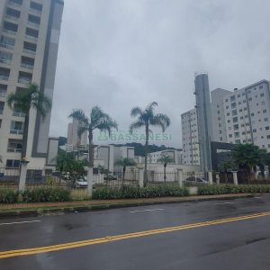 Apartamento com 42m², 2 dormitórios, 1 vaga, no bairro Panazzolo em Caxias do Sul para Alugar