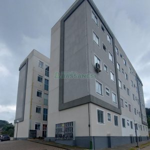 Apartamento com 42m², 2 dormitórios, 1 vaga, no bairro Panazzolo em Caxias do Sul para Alugar