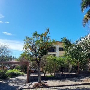 Casa com 120m², 3 dormitórios, 1 vaga, no bairro Cruzeiro em Caxias do Sul para Alugar
