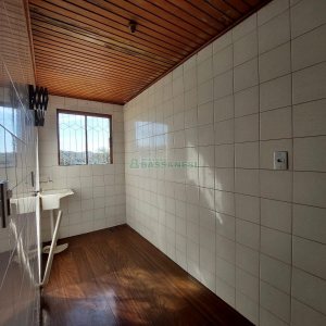 Casa com 120m², 3 dormitórios, 1 vaga, no bairro Cruzeiro em Caxias do Sul para Alugar