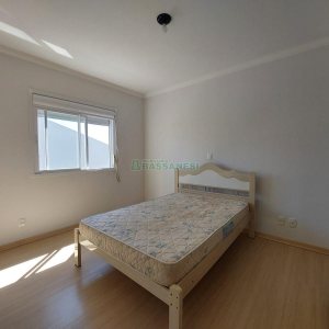 Apto Mobiliado, 1 dormitório, 1 vaga, no bairro Petrópolis em Caxias do Sul para Alugar