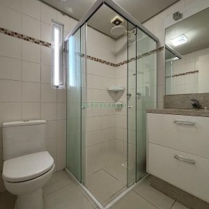 Apartamento com 74m², 2 dormitórios, 1 vaga, no bairro Petrópolis em Caxias do Sul para Alugar