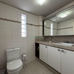 Apartamento com 74m², 2 dormitórios, 1 vaga, no bairro Petrópolis em Caxias do Sul para Alugar