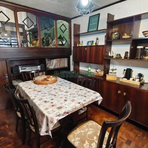 Casa com 154m², 3 dormitórios, no bairro Jardelino Ramos em Caxias do Sul para Comprar