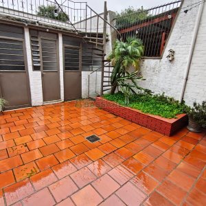 Casa com 154m², 3 dormitórios, no bairro Jardelino Ramos em Caxias do Sul para Comprar