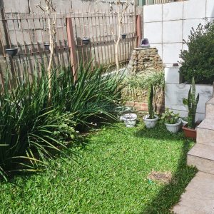 Casa com 70m², 3 dormitórios, 1 vaga, no bairro São Caetano em Caxias do Sul para Comprar