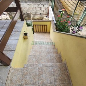 Casa com 70m², 3 dormitórios, 1 vaga, no bairro São Caetano em Caxias do Sul para Comprar